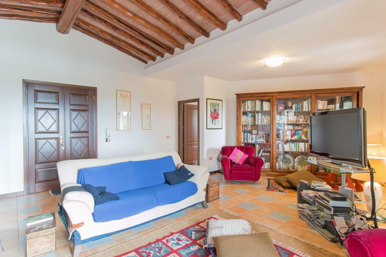 Suite Cucinino, Bagno, Ingresso Indipendente In" Villa Vivi" シニスコーラ エクステリア 写真